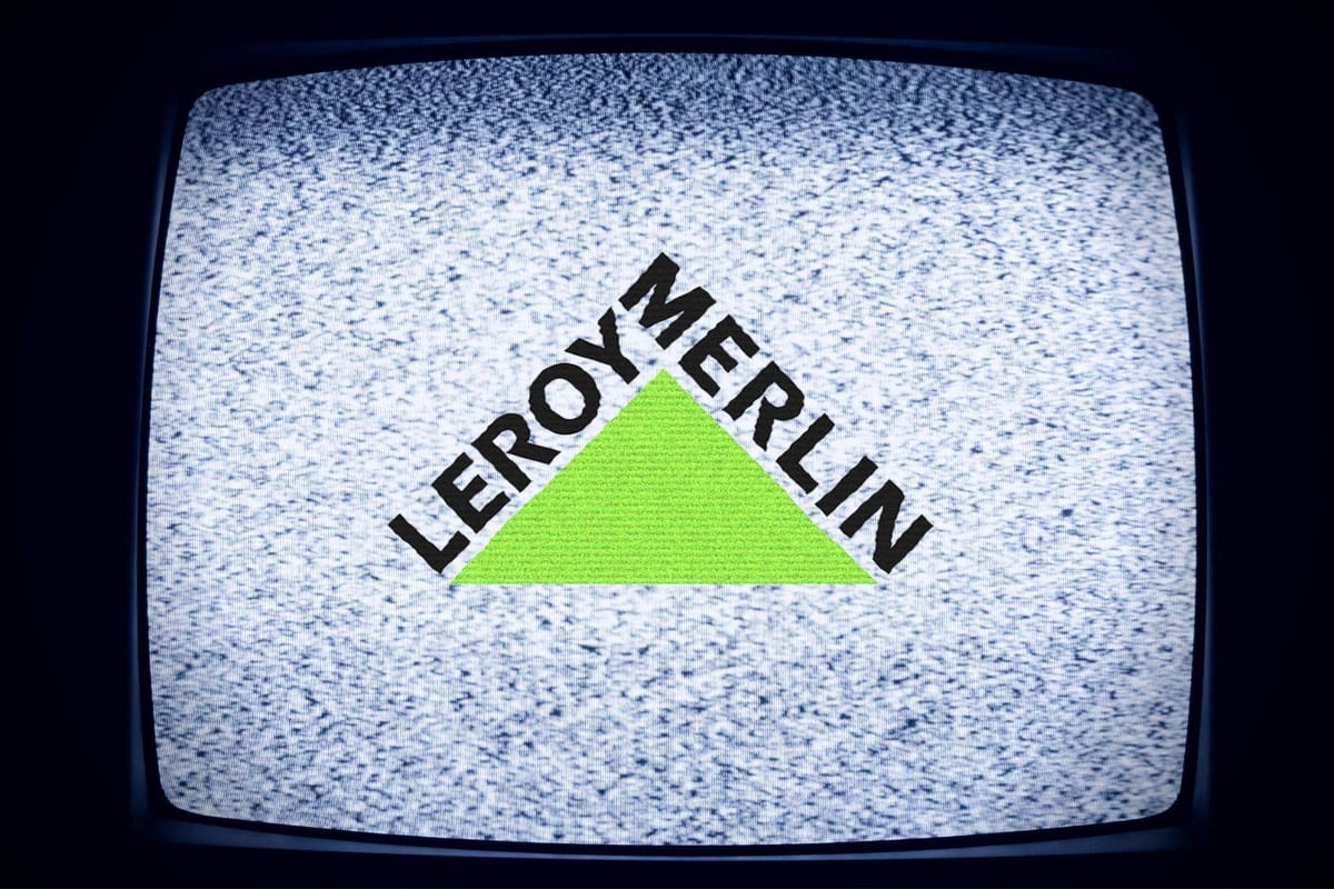 Image accompanying Leroy Merlin kontynuuje emisję reklam mimo kontrowersyjnej decyzji o pozostaniu na rynku rosyjskim.