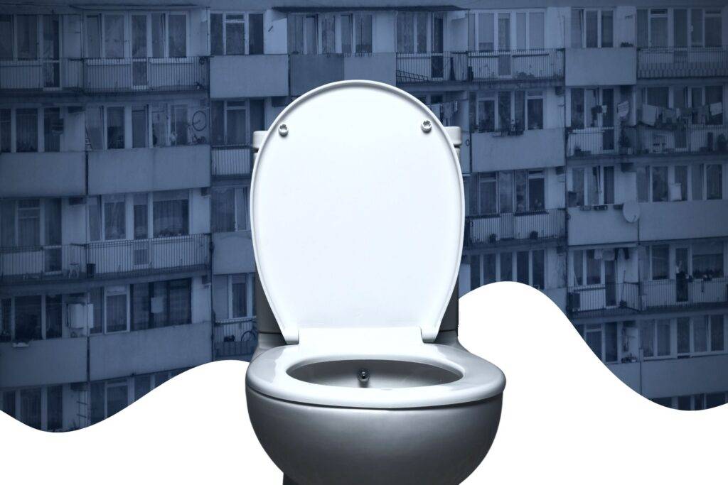 Okładka milion mieszkań w Polsce bez łazienki?